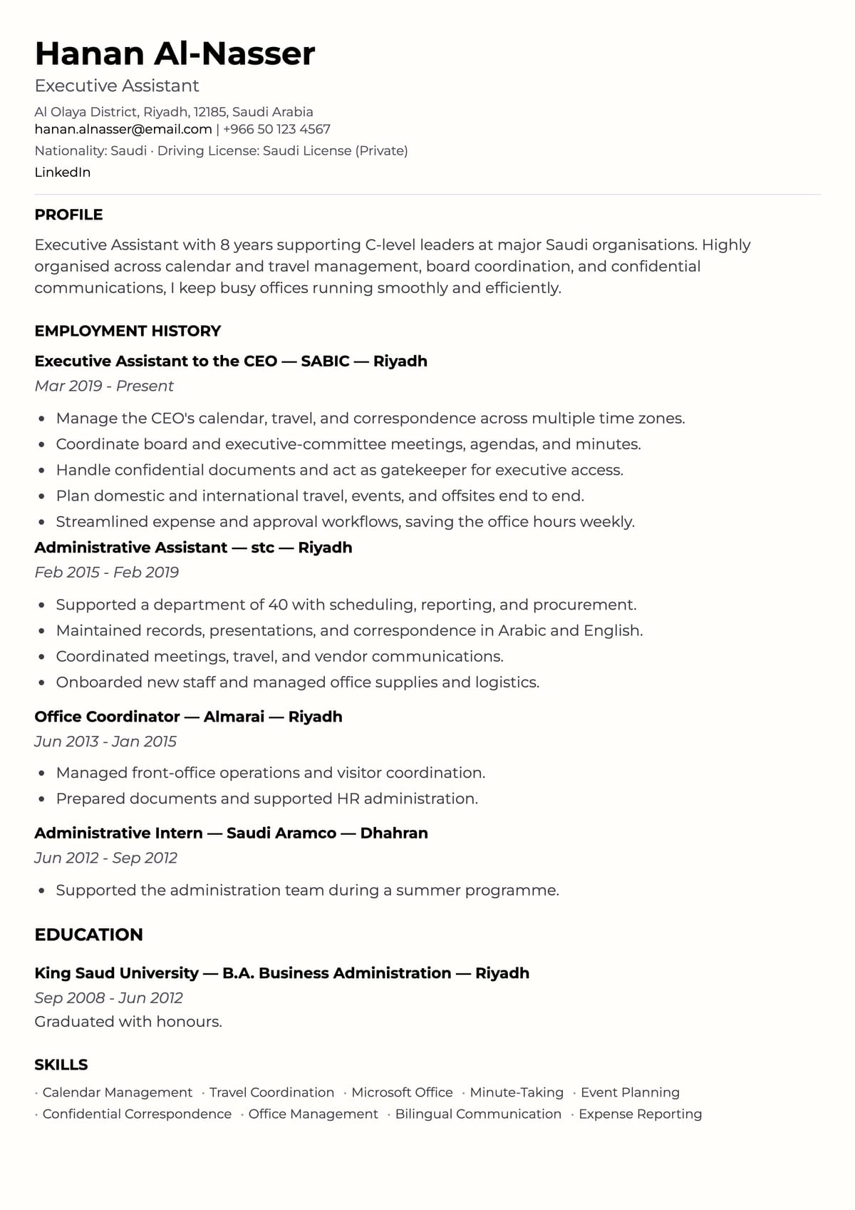 Classic CV template for مساعد إداري