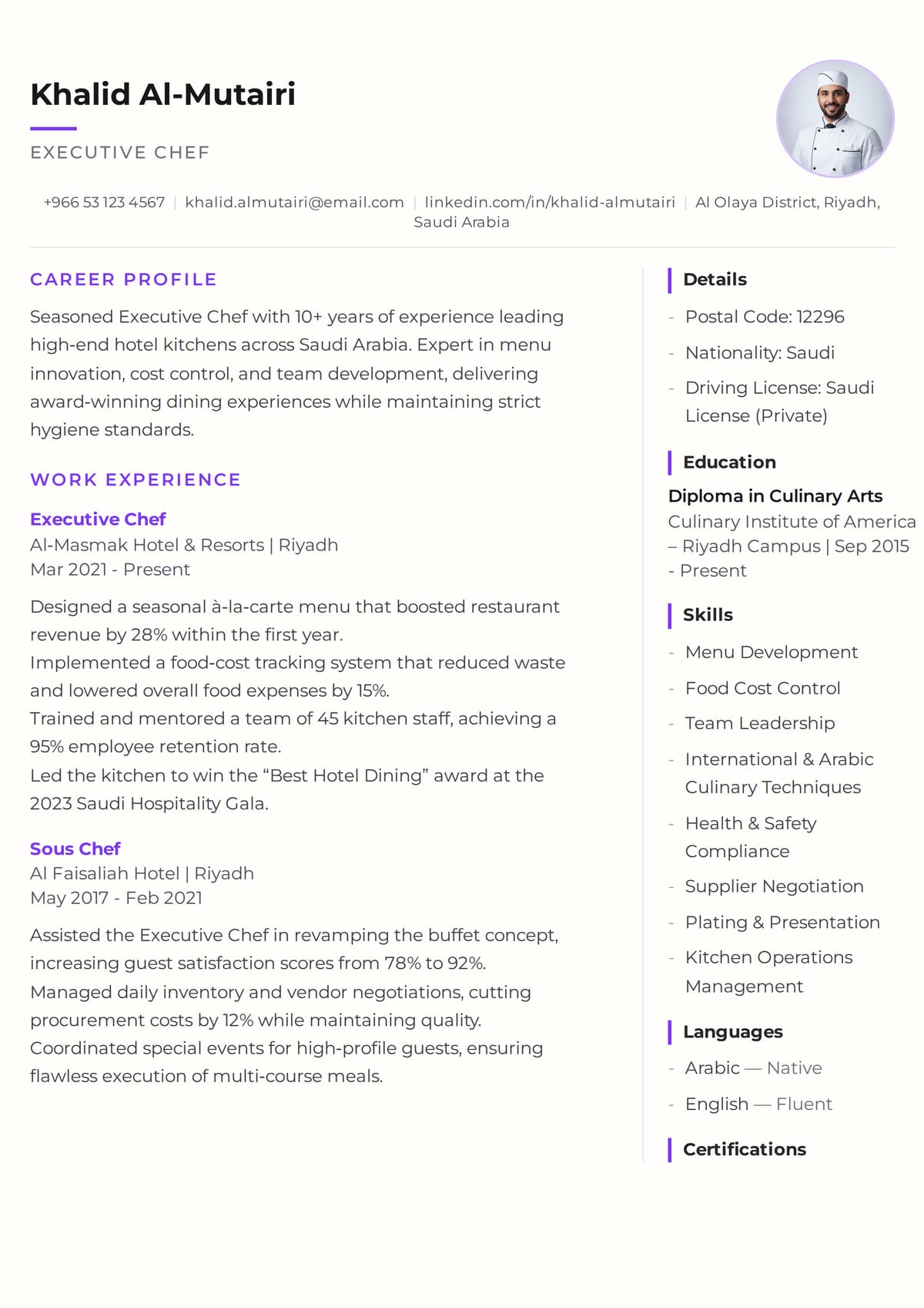Modern Split CV template for شيف
