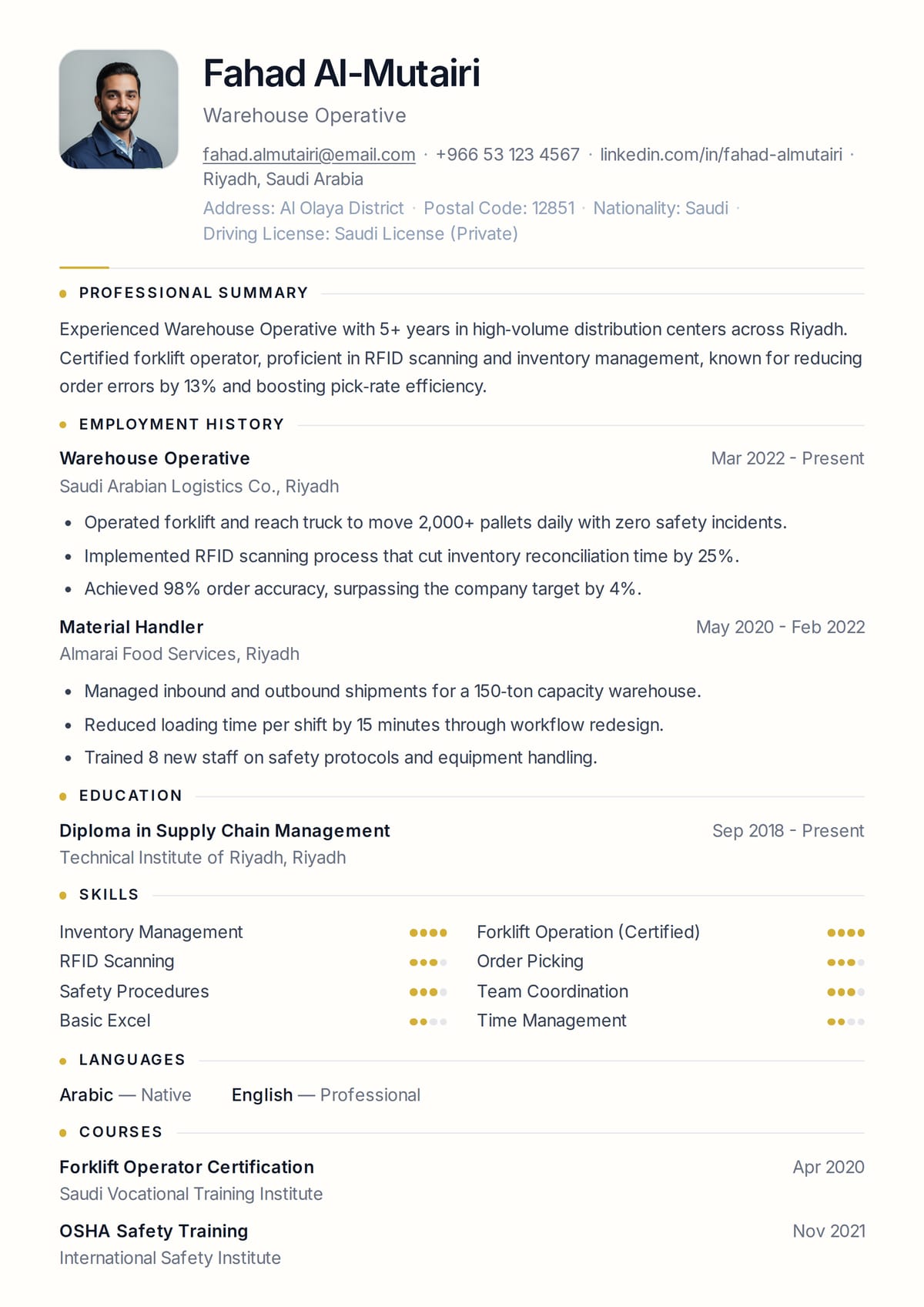 Nordic CV template for عامل مستودع